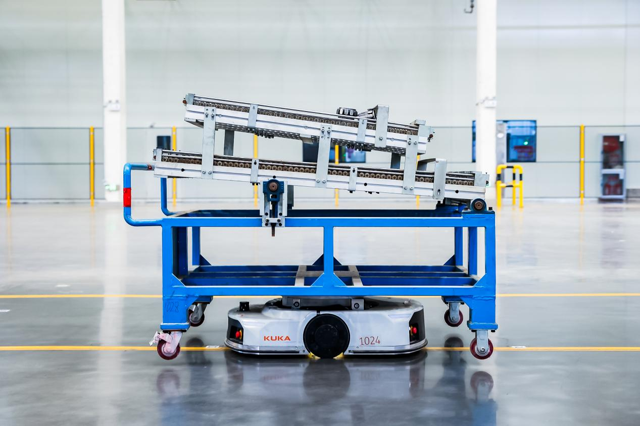 首个智能体工厂获世界纪录认证 美的引领智能制造范式跃迁